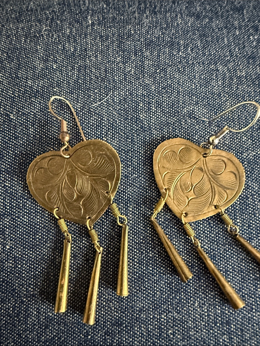 Vintage Brass Heart Dangle Earrings - Antique Gold Tone